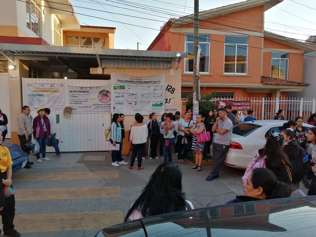Padres de familia toman de nueva cuenta instalaciones de la Técnica 128 ...