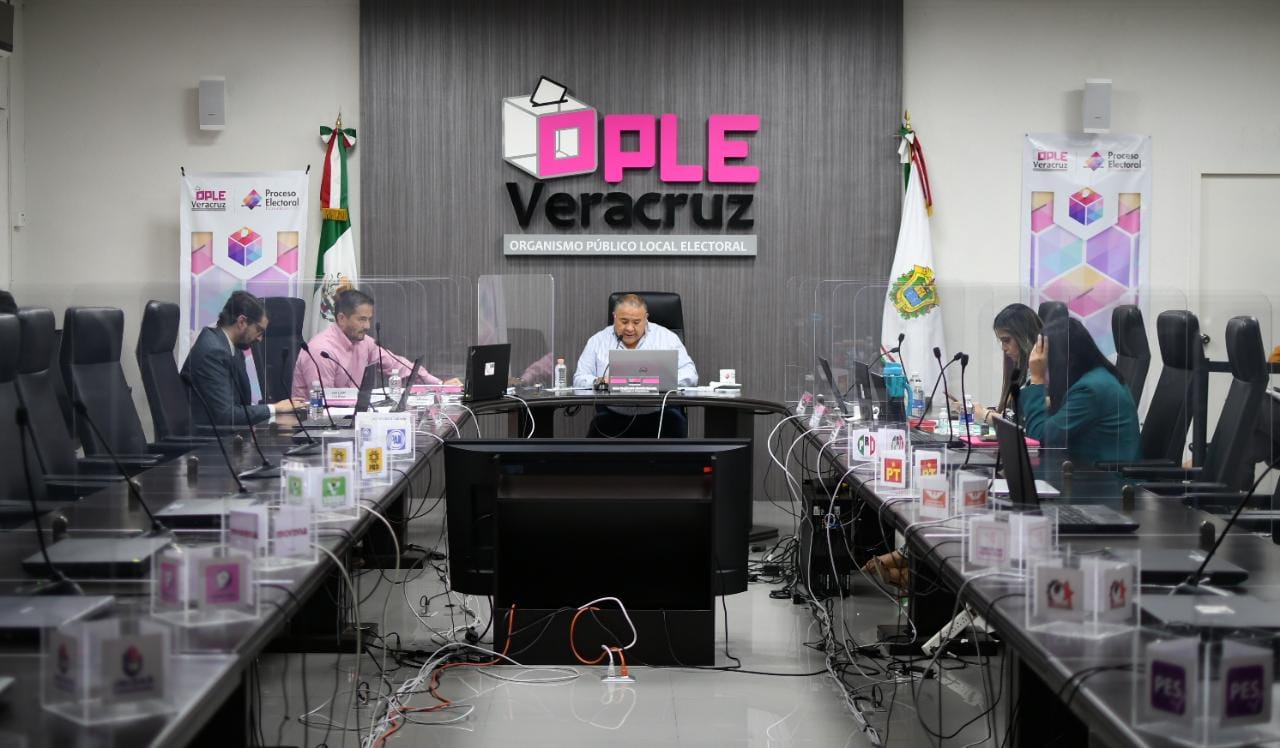 Consejo General del OPLE Veracruz aprueba la lista de aspirantes que ...