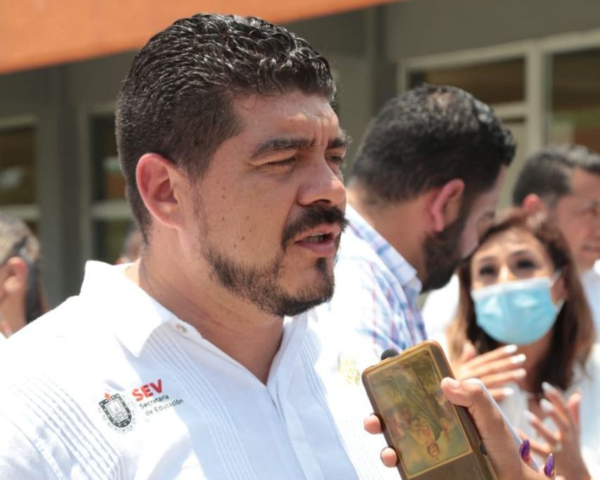 Zenyazen felicita al gremio periodístico en el Día de la Libertad de ...