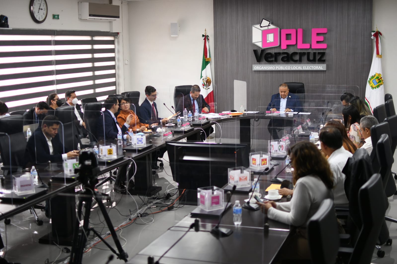 Consejo General del OPLE Veracruz aprueba cambio de sede para realizar ...