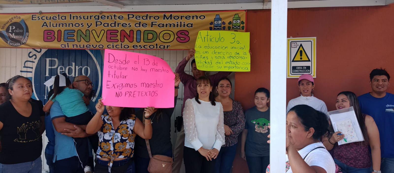Padres de familia toman Escuela Primaria en Xalapa, exigen la ...