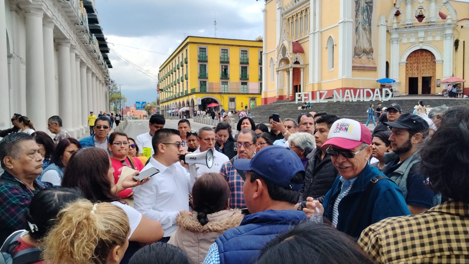 Docentes y alumnos de la UPAV serían atendidos por el Rector para ...